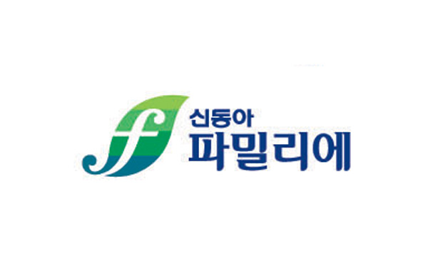 化妝品logo設(shè)計(jì)：英文首字母F在樹(shù)葉元素上