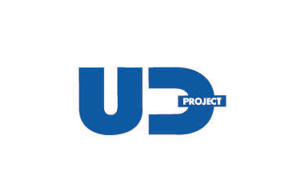 加州大學項目logo：字母UC為主元素