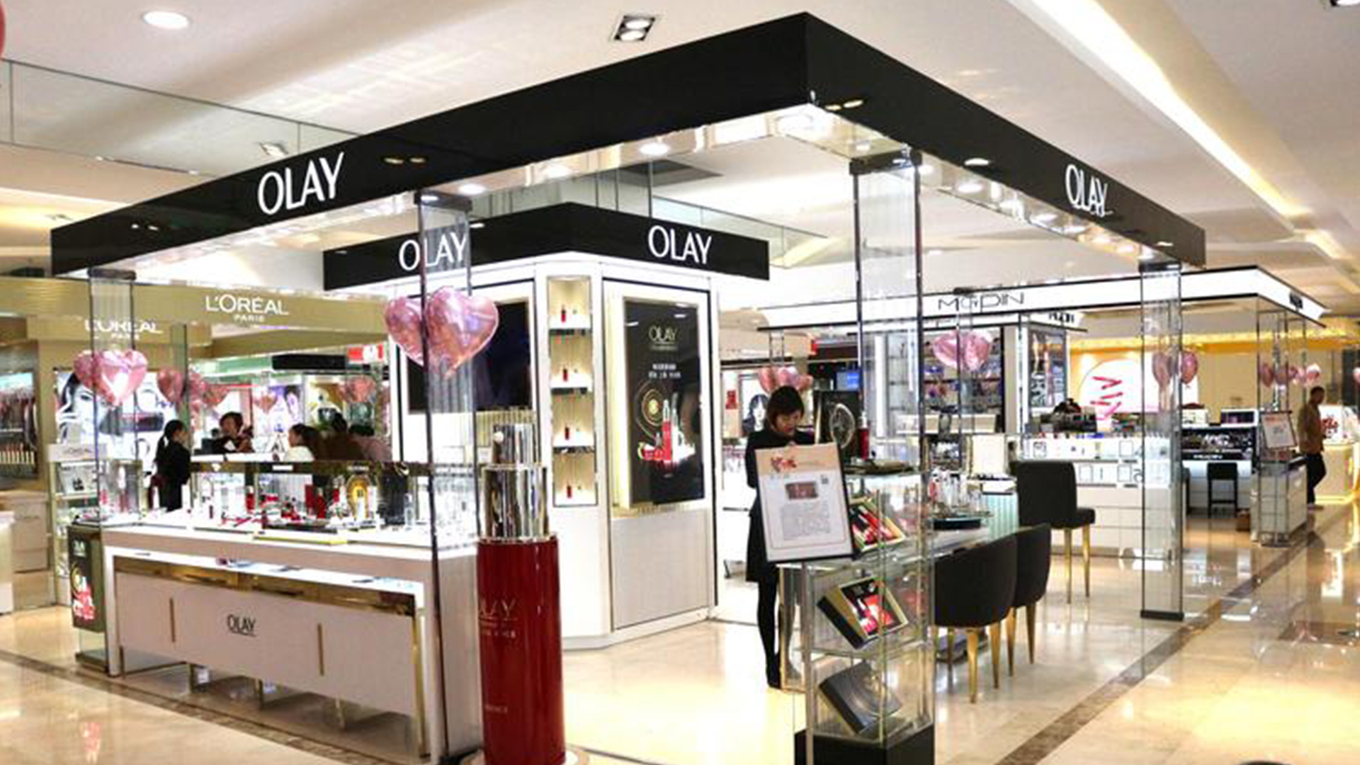 OLAY玉蘭油logo設(shè)計(jì)店面形象/
