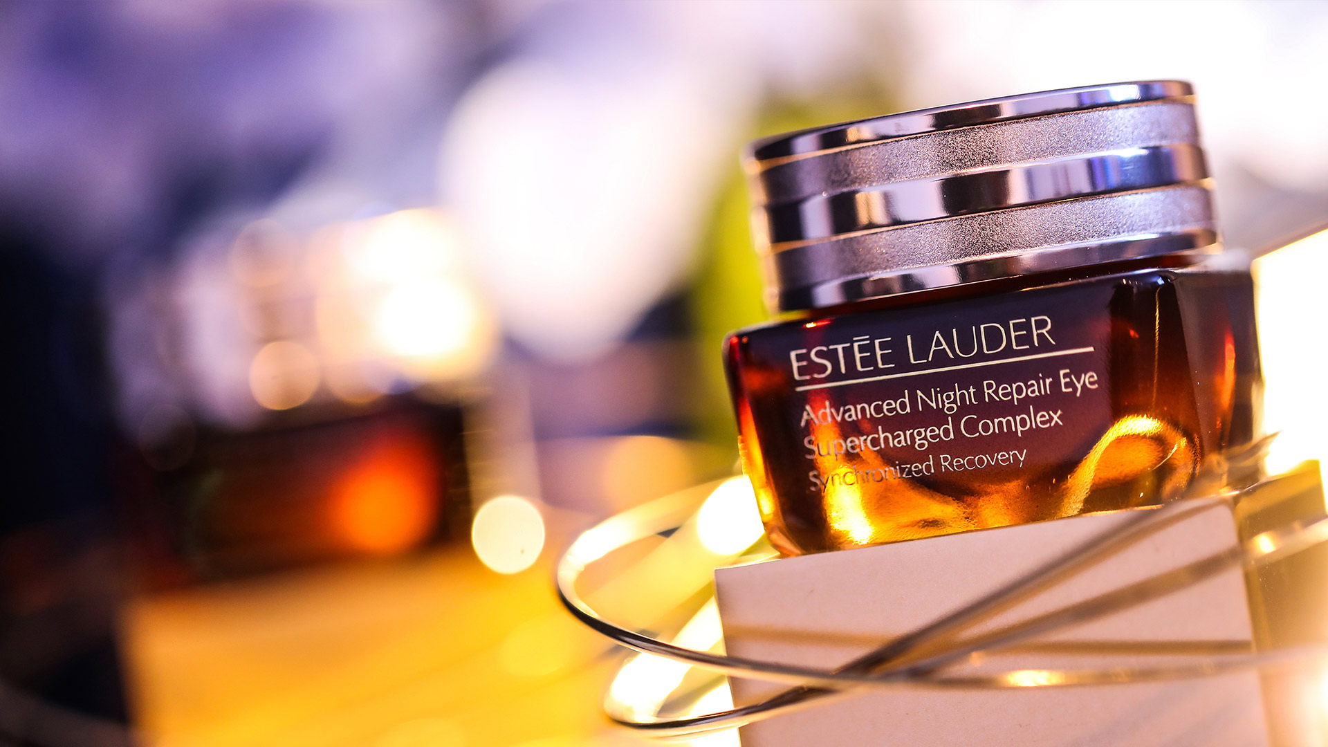 EsteeLauder雅詩蘭黛logo設計產品圖/